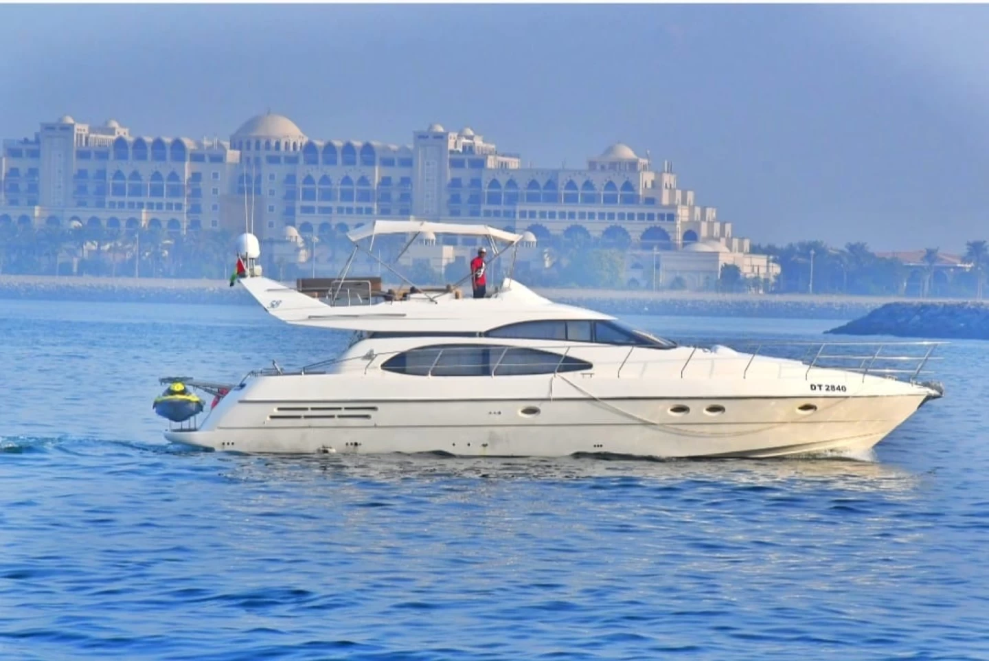 60ft Luxury Yacht View